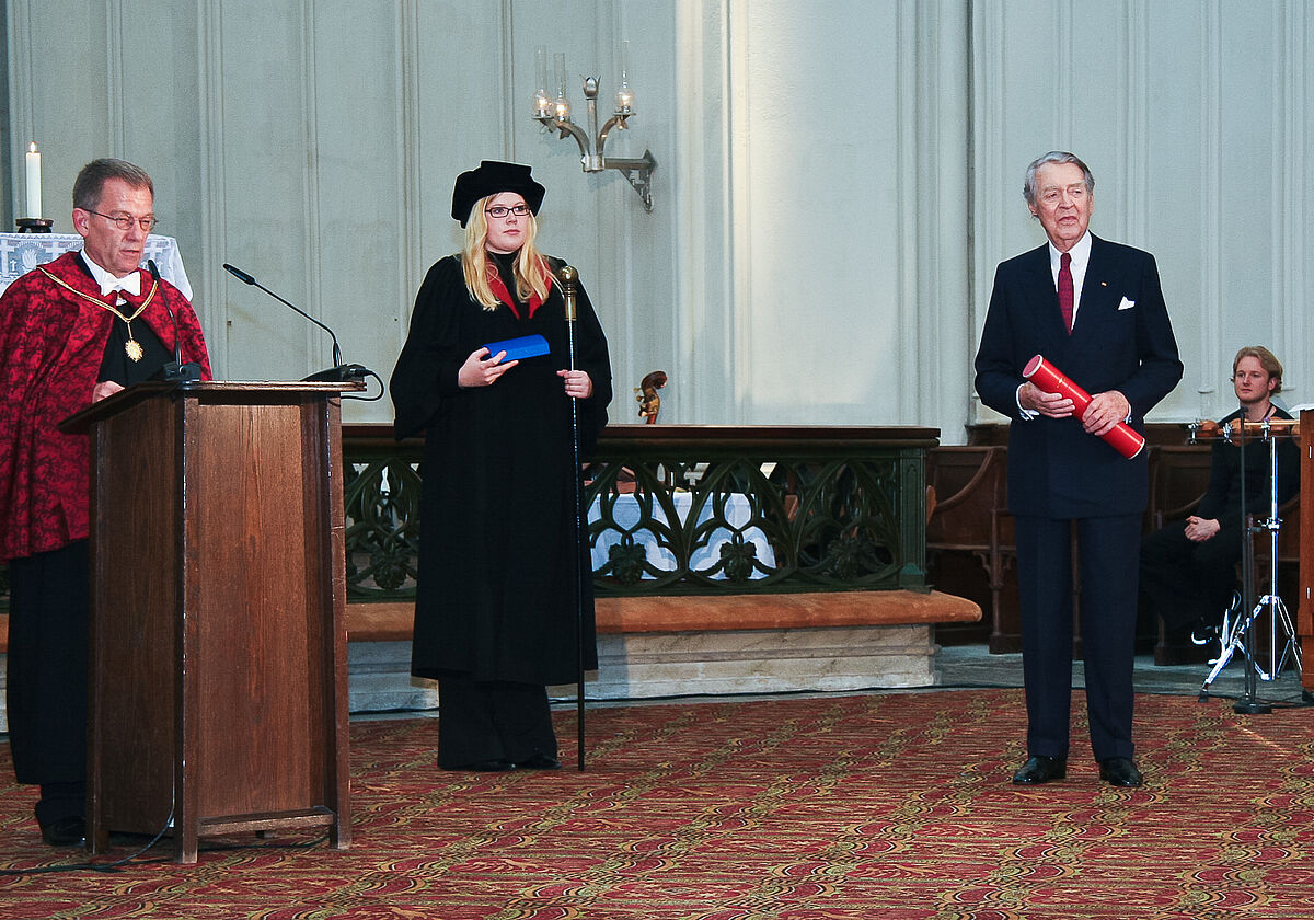 Awarding the honorary doctorate to Berthold Beitz, photo: Hans-Werner Hausmann 