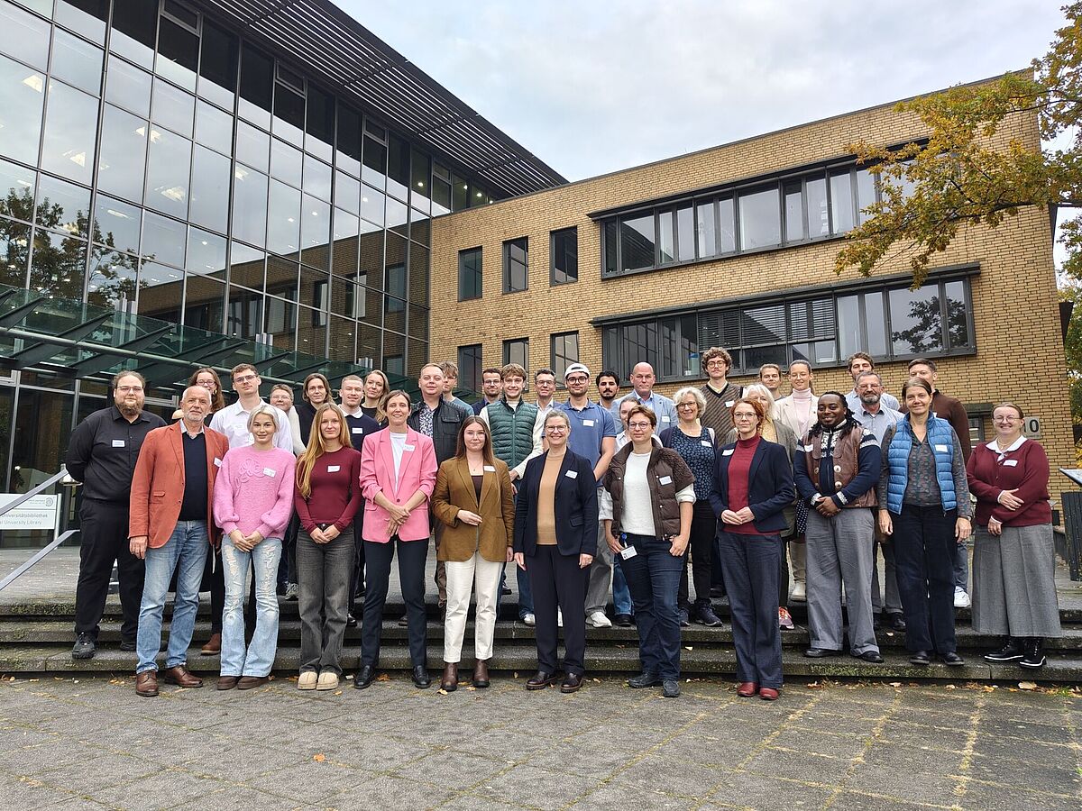 Challenge The Future Auftaktveranstaltung Studierende und Praxispartner bei der Auftaktveranstaltung von „Challenge the Future“.