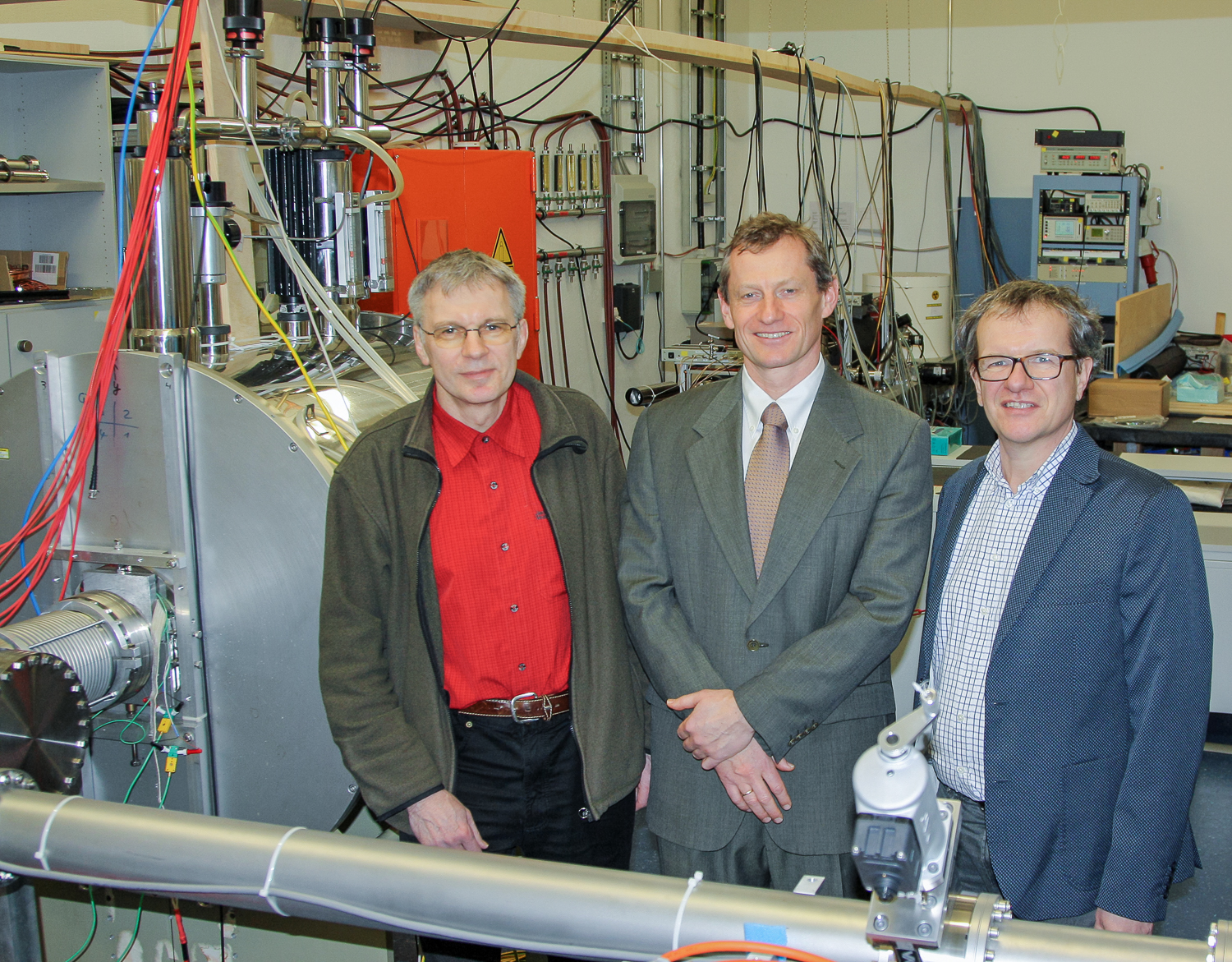 The Garching-Greifswald positron pulse group.