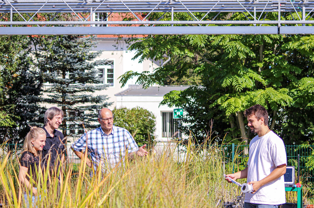 The new curriculum was developed by M. Sc. H. Rossa, Prof. Dr. A. Wacker and Prof. Dr. S. Harzsch (from left to right) ©Marie-Hörnig, 2021 