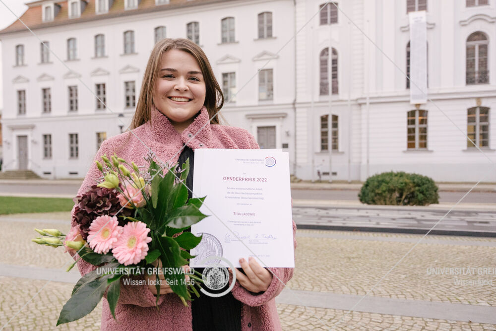 Porträt Titia Ladewig, © Laura Schirrmeister, 2022