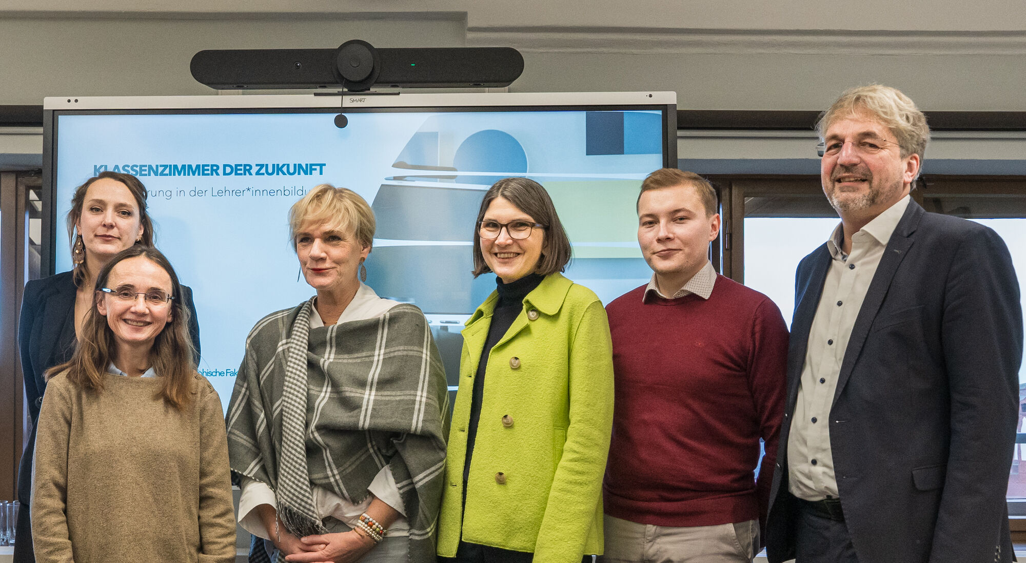 Gruppenbild mit Ministerin Simone Oldenburg