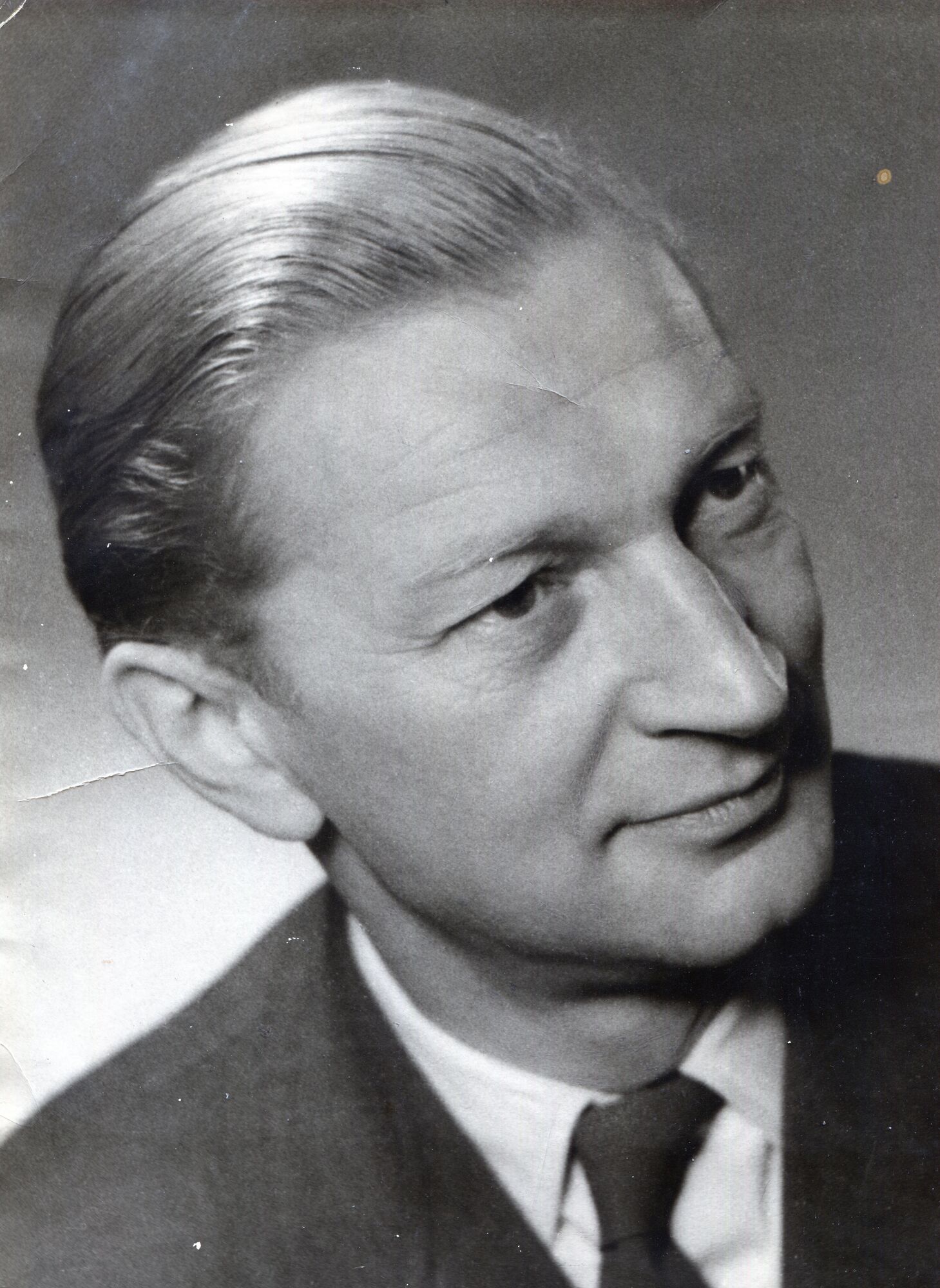 Schwarzweißes Archivbild von Werner Rothmaler, Greifswald 1959.