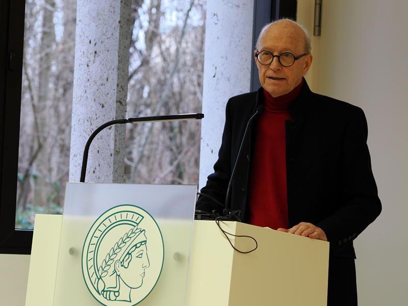 Dr. Michael Kunze Porträt von Dr. Michael Kunze