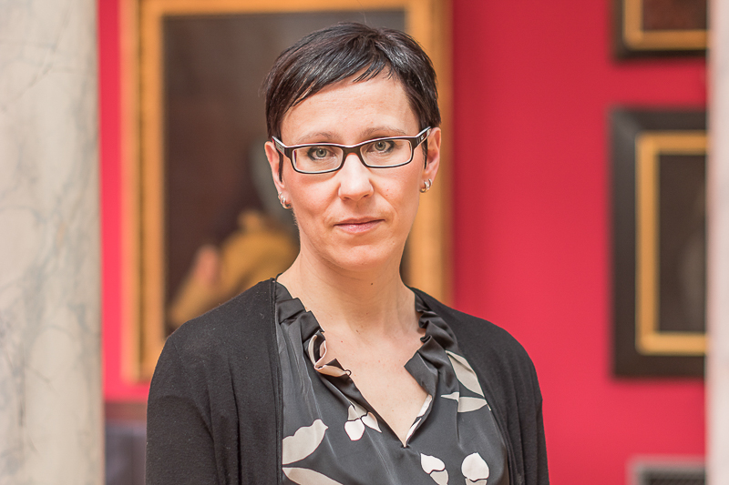 Portrait Dr. Juliane Huwe ©Till-Junker, 2018 Portrait Dr. Juliane Huwe ©Till-Junker, 2018