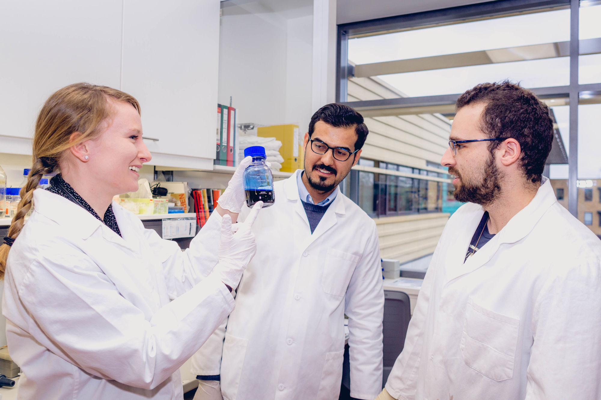 Group in laboratory - photo: Magnus Schult