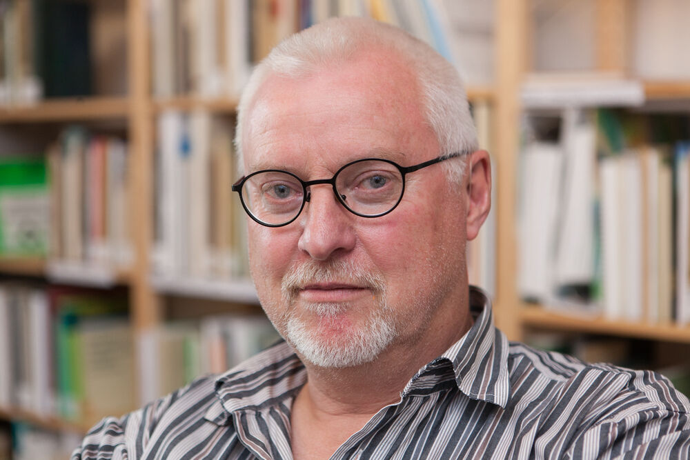 Portrait Prof. em. Dr. Dr. h.c. Hans Joosten - @Tobias Dahms Portrait Prof. em. Dr. Dr. h.c. Hans Joosten - @Tobias Dahms