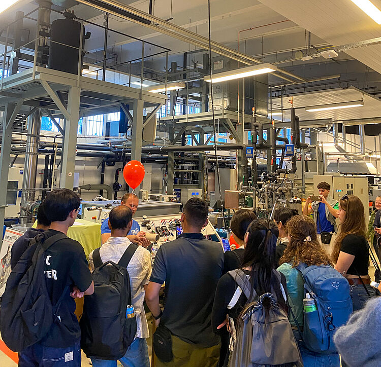 Lab Tour Institute of Renewable Energy Systems für SustainMV 2025 Lab Tour am Institute of Renewable Energy Systems der HOST in 2025.
