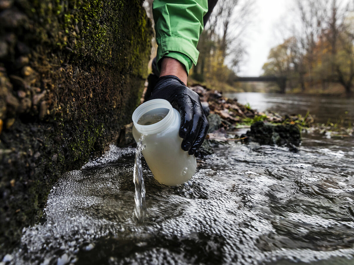 Wasserentnahme, ©Lars Berg/Greenpeace