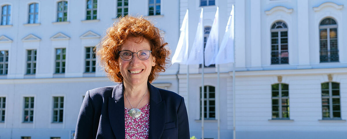Rektorin Prof. Dr. Katharina Riedel ©Lukas-Voigt, 2021