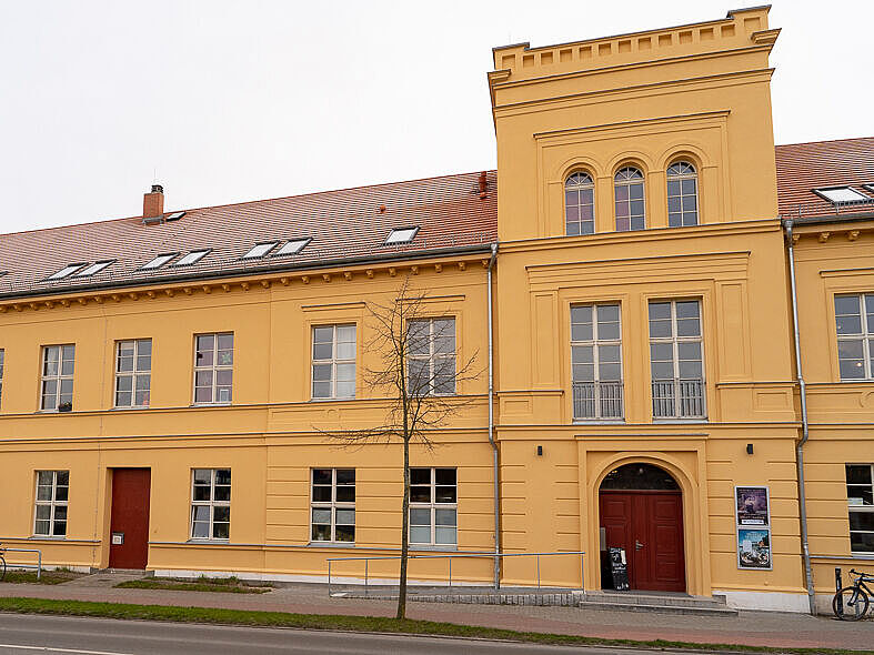 Die STRAZE in Greifswald Eine Gebäudeansicht von der STRAZE in Greifswald