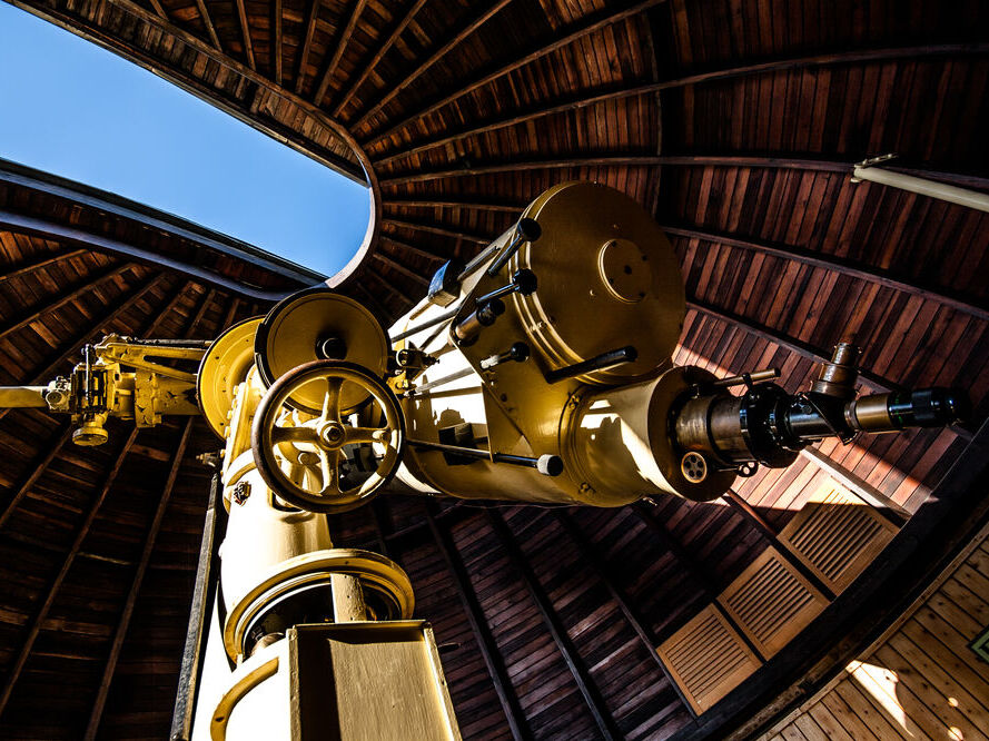 Ein Blick auf das Teleskop der Sternwarte Greifswald.