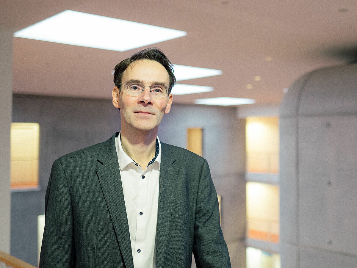 Porträt Prof. Dr. Christian von Savigny – Foto: Magnus Schult