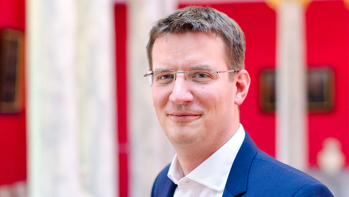 Thomas Jenssen in der Aula der Universität Greifswald