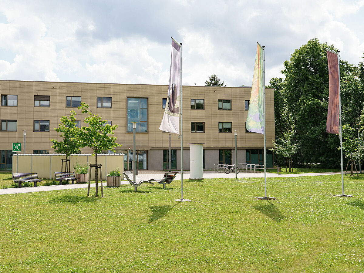 Blick auf das neue Universitätsrechenzentrum Greifswald.
