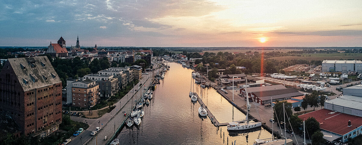 Blick Über den Ryck am Marina-Hafen - Foto Magnus Schult