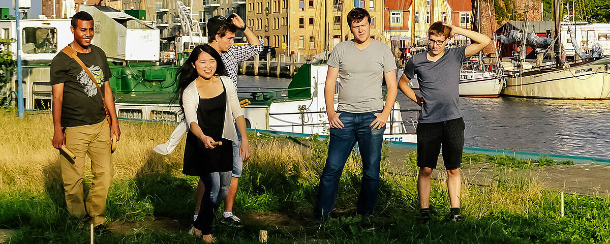 Kubb at the Museum Harbour - photo: Maike Schneider