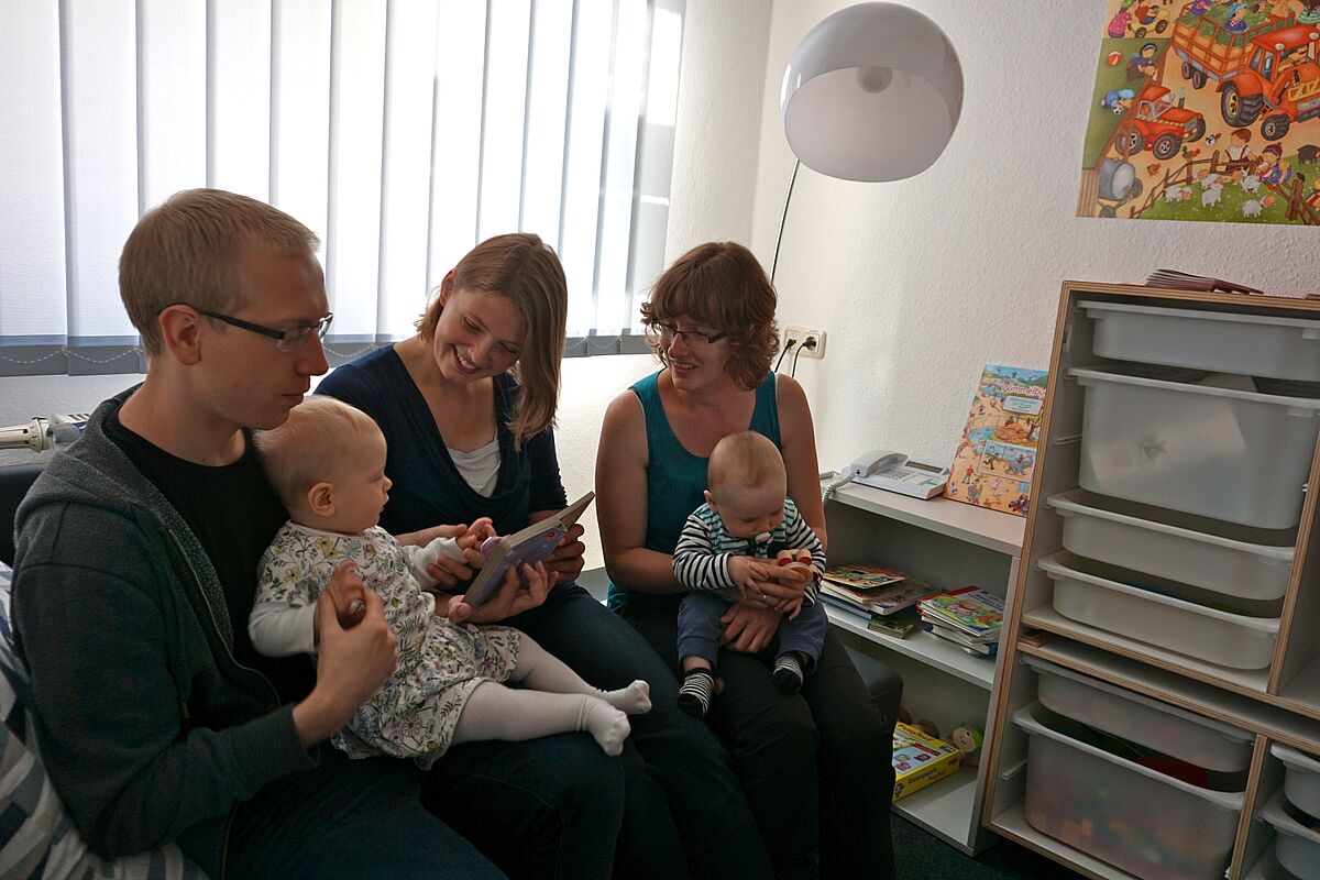 Foto von der Eröffnung des Still- und Notfallraumes