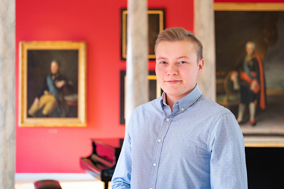 Hennis Herbst ©Lukas-Voigt, 2022 Hennis Herbst ©Lukas-Voigt, 2022