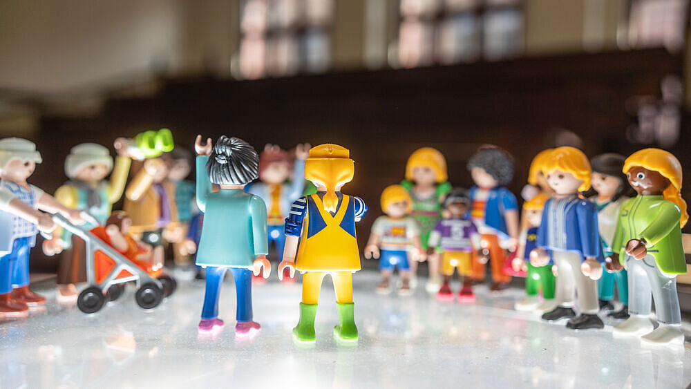 Symbolbild Familie (Playmobil-Figuren)