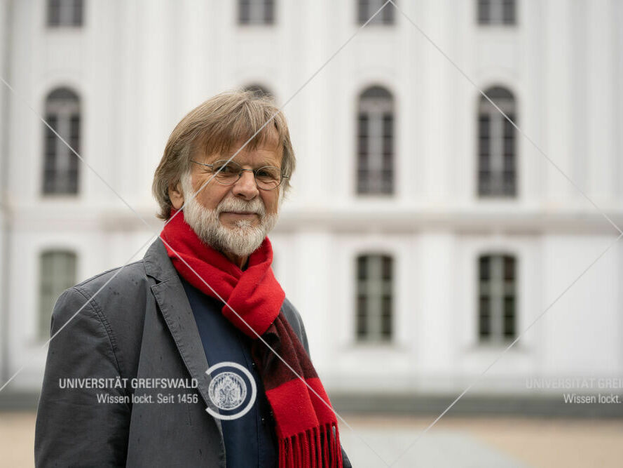 Porträt von Prof. em. Dr. Hartmut Lutz, ©Patrick-Gessner, 2021